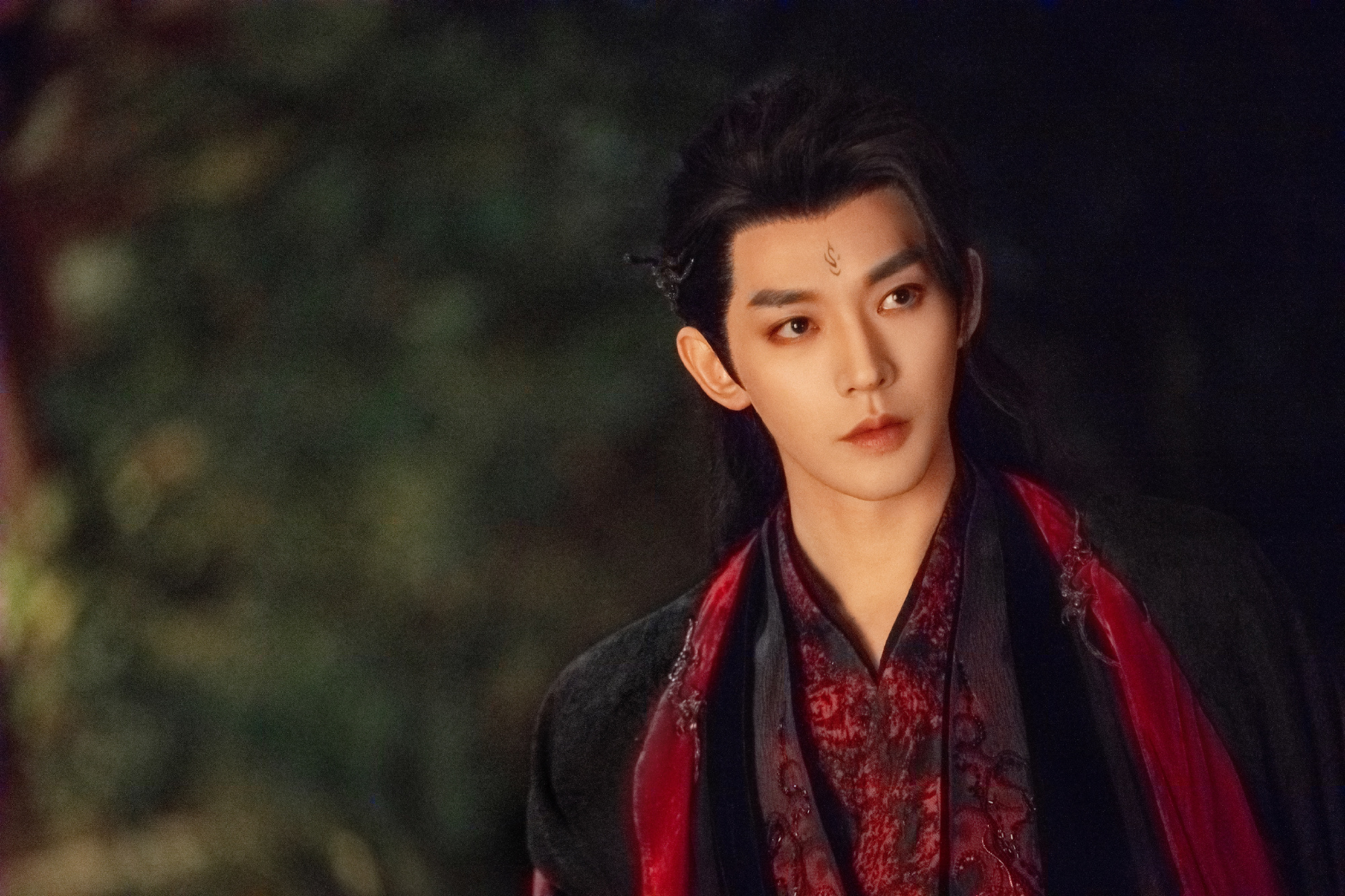 10 mỹ nam cổ trang đẹp nhất Cbiz: Tiêu Chiến lép vế, số 1 không ai có thể phản đối- Ảnh 3.