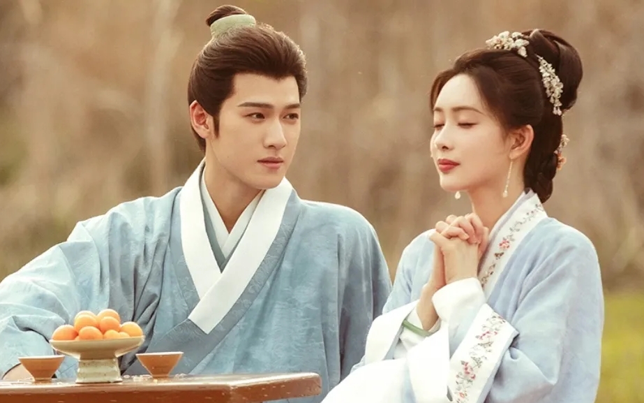 Lần đầu có mỹ nhân bị tung cáo trạng với 7