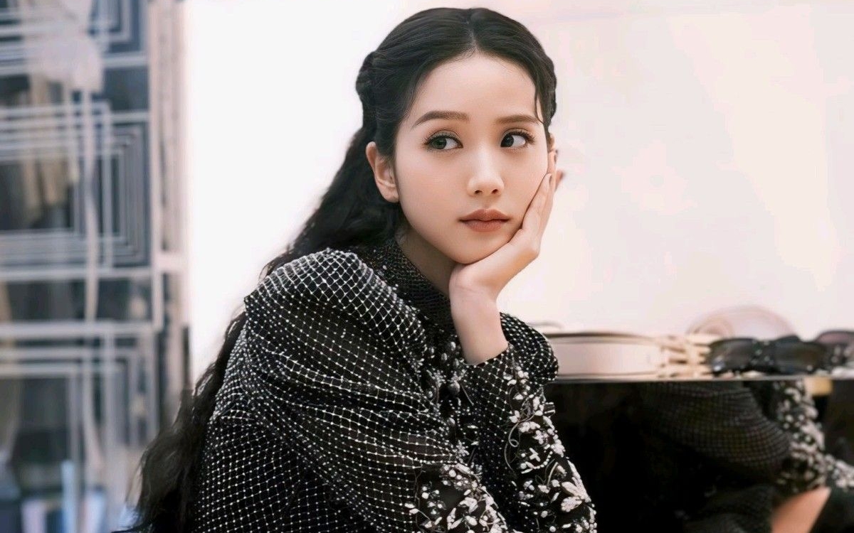 Jisoo (BLACKPINK) hé lộ trải nghiệm