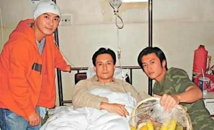 Sao nam nhận cát-xê gấp 7 lần Tôn Ngộ Không, giờ bán thịt mưu sinh tuổi xế chiều- Ảnh 4. Sao nam nhận cát-xê gấp 7 lần Tôn Ngộ Không, giờ bán thịt mưu sinh tuổi xế chiều- Ảnh 4.