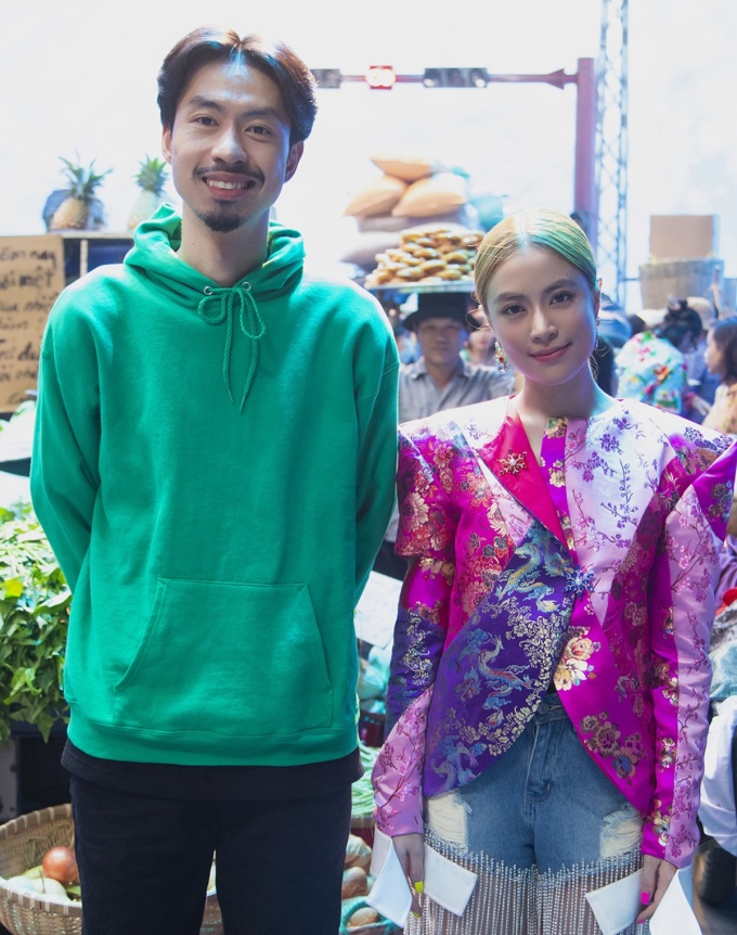 Phản ứng ngỡ ngàng của Hương Giang và dàn sao khi nghe