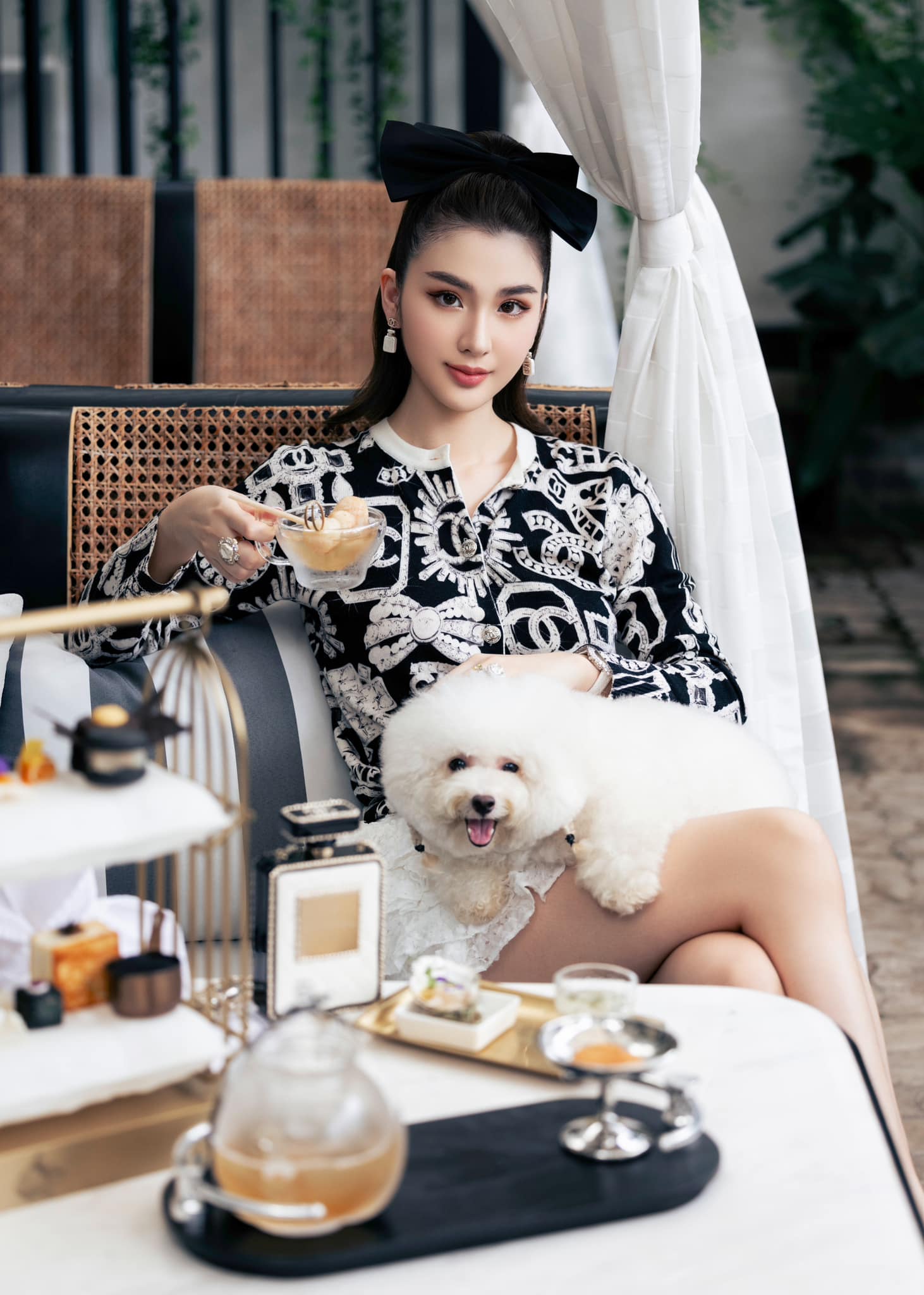 Mỹ nhân Việt nghi cố tình để lộ mối quan hệ tình cảm với bác sĩ thẩm mỹ quen mặt trong showbiz- Ảnh 8.