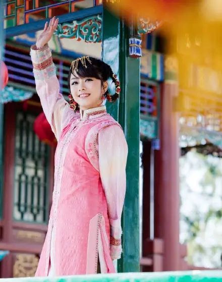 Đàm Tùng Vận 17 tuổi nhan sắc chấn động cỡ này: Mặt mộc mà đẹp mê mẩn, không làm diễn viên quá phí- Ảnh 3.