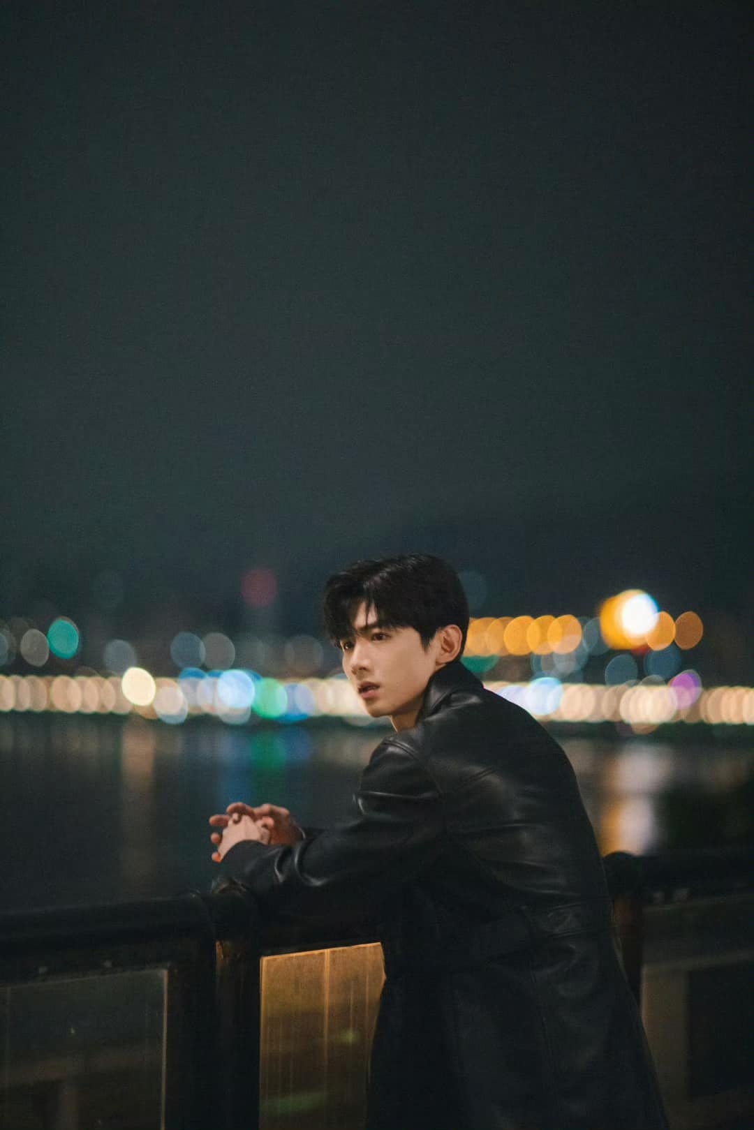 Tự thôi miên bản thân để tin đây là cùng 1 người: Đầu năm đẹp đỉnh nóc kịch trần, cuối năm sao lại lại ra nông nỗi này- Ảnh 5.