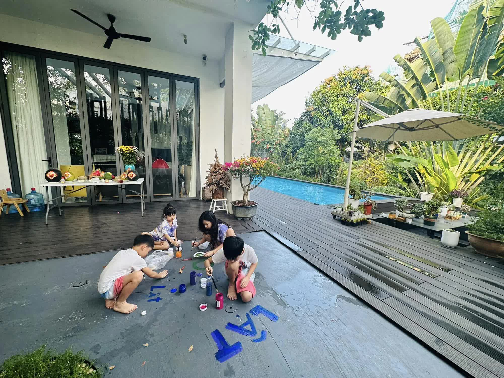 Mỹ nhân Việt sở hữu biệt thự 40 tỷ, làm chủ 4 công ty, xuất hiện vài giây ở Lật Mặt 8 vẫn bùng nổ visual- Ảnh 5.