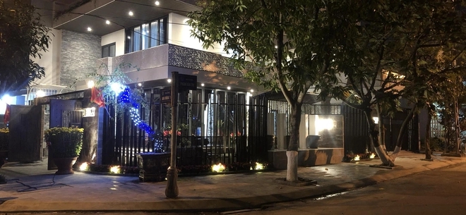 Nam NSƯT sở hữu biệt thự 2 mặt tiền gần biển ở Đà Nẵng: Từng bỏ nghề diễn làm lái xe, U60 viên mãn bên vợ và 4 con- Ảnh 6.
