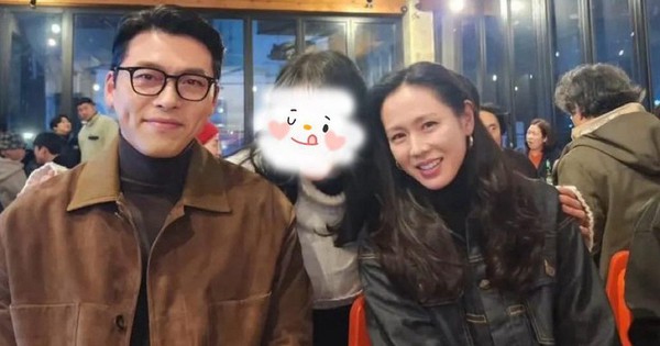 Khoảnh khắc hiếm có: Lâu rồi mới thấy ảnh Hyun Bin chụp cùng Son Ye Jin mà không bị vợ "che mặt" 3319372385878506886n 17591426920021926246022 182 0 822 1024 crop 17591427235641101405394 1759212940068 1759212946954100488976 23 0 423 764 crop 1759213036118285274907jpg