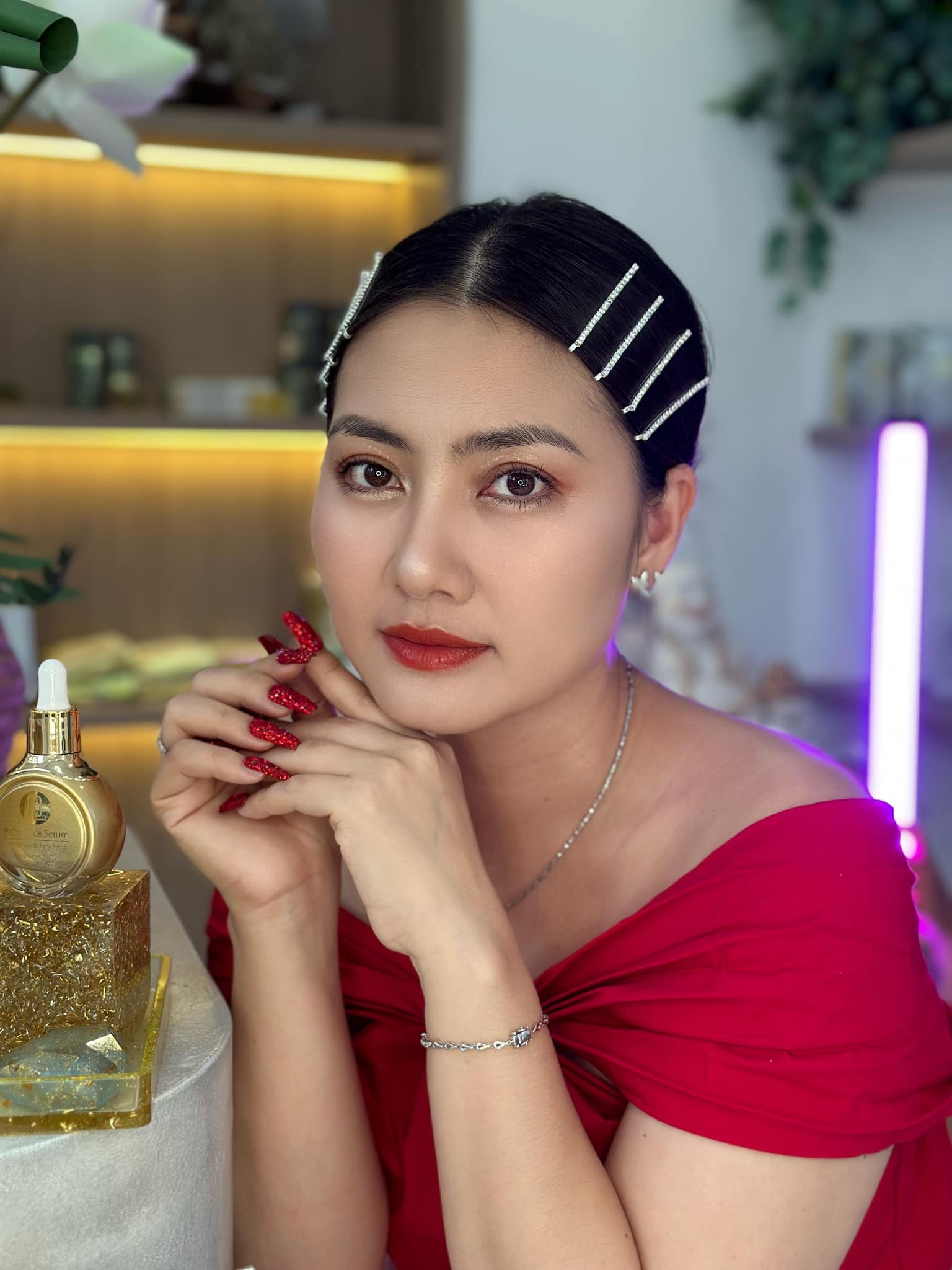 3 sao nữ có nhan sắc như hoa hậu nhưng thường vào vai