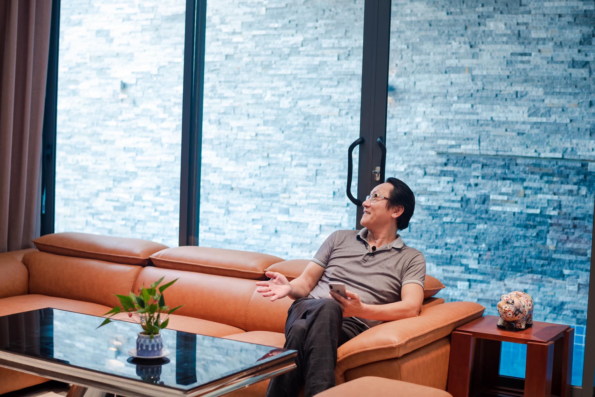 Nam NSƯT sở hữu biệt thự 2 mặt tiền gần biển ở Đà Nẵng: Từng bỏ nghề diễn làm lái xe, U60 viên mãn bên vợ và 4 con- Ảnh 8.