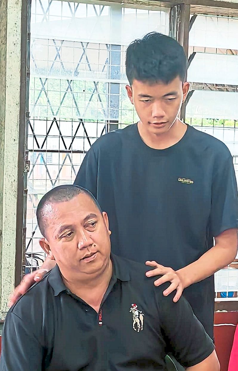 Làm nghề mai táng, 1 ngày thức dậy người đàn ông không ngờ phải lo việc hậu sự cho chính vợ con mình- Ảnh 2. Làm nghề mai táng, 1 ngày thức dậy người đàn ông không ngờ phải lo việc hậu sự cho chính vợ con mình- Ảnh 2.