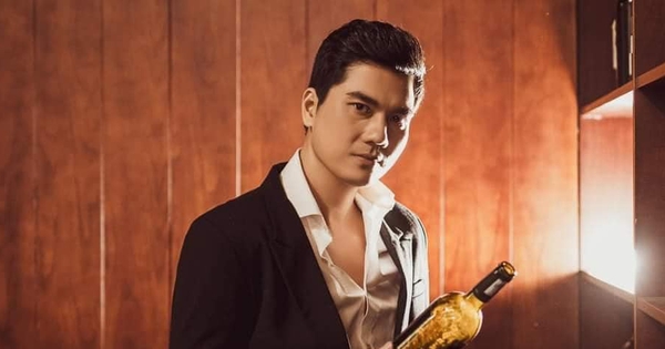 Sốc visual tổng tài Vbiz đời đầu, nhan sắc đỉnh nóc nhưng hiện tại còn choáng hơn 35584694363112223789713673208610700571127760n 1740889615116 17408896152811512213578 464 41 936 942 crop 17408898298931552859683jpg