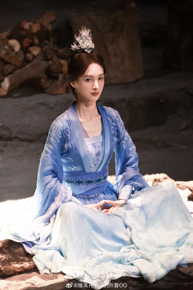 5 tạo hình cổ trang xấu nhất 2025: Hạng 1 visual thảm họa, không biết là trai hay gái- Ảnh 6. 5 tạo hình cổ trang xấu nhất 2025: Hạng 1 visual thảm họa, không biết là trai hay gái- Ảnh 6.