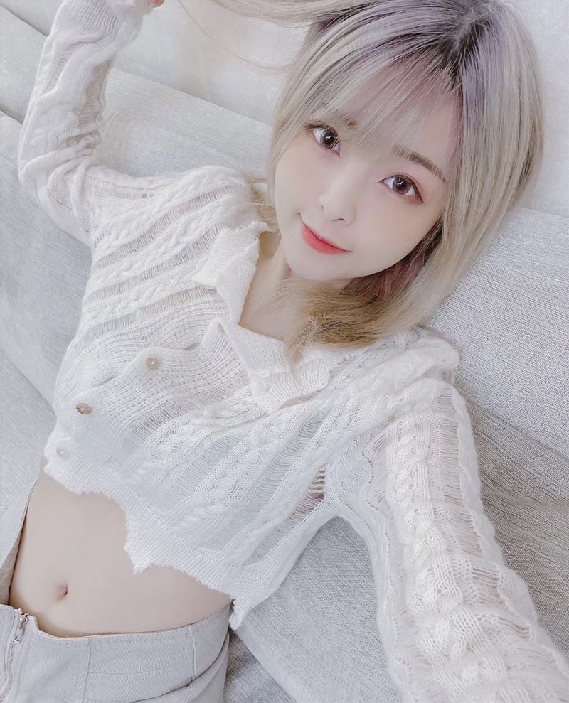 Bị lừa quay cảnh gợi cảm, nữ YouTuber gặp họa lớn- Ảnh 2.