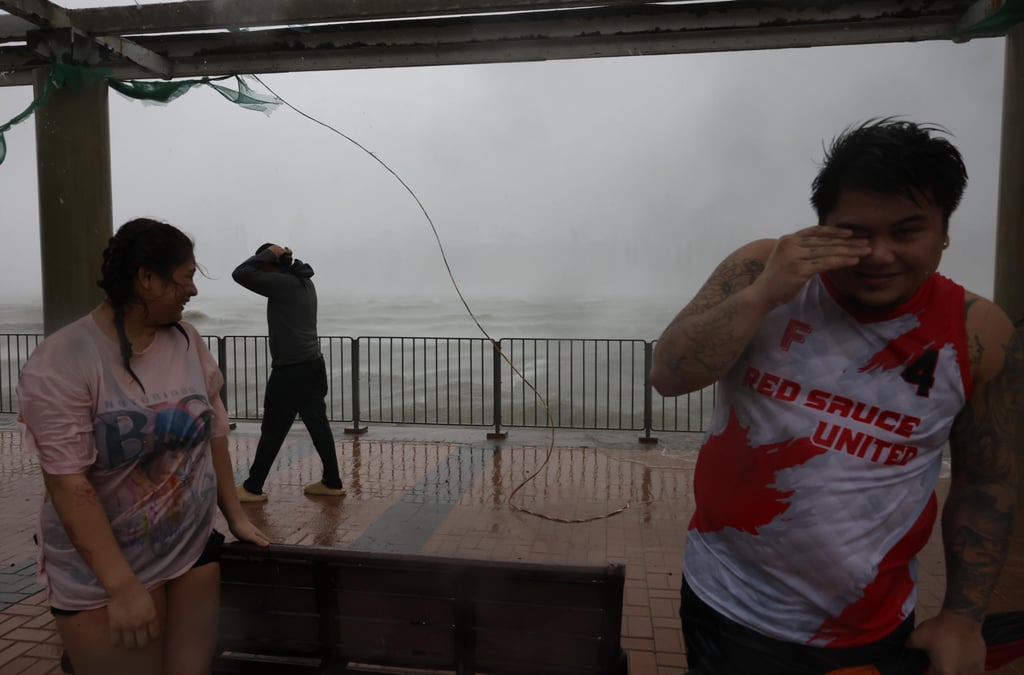 Đây là sức tàn phá của Ragasa - siêu bão mạnh nhất 2025: Loạt video, hình ảnh kinh hoàng khắp nơi- Ảnh 7. Đây là sức tàn phá của Ragasa - siêu bão mạnh nhất 2025: Loạt video, hình ảnh kinh hoàng khắp nơi- Ảnh 7.