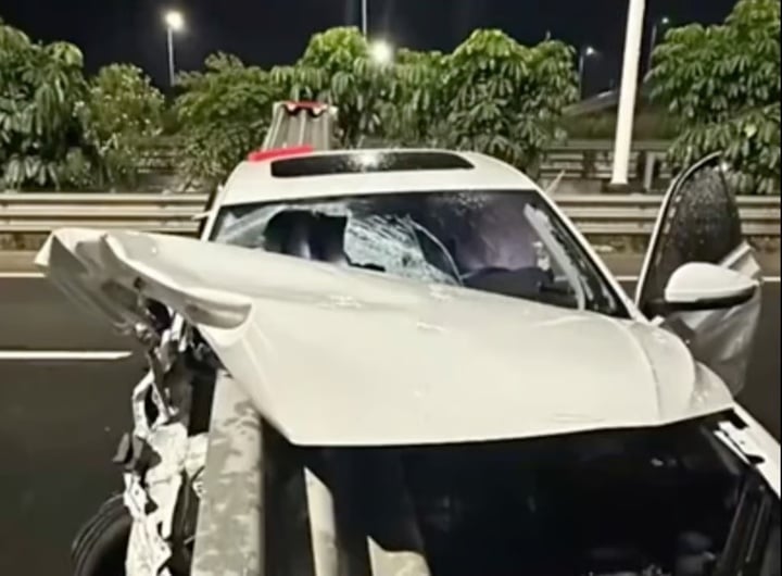 Cha vô tình trả ơn người cứu con trai, dân mạng nói 'đó là luật nhân quả'- Ảnh 1. Cha vô tình trả ơn người cứu con trai, dân mạng nói 'đó là luật nhân quả'- Ảnh 1.