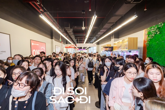 Hứa Quang Hán khoe visual đốt cháy cả thảm đỏ, nói