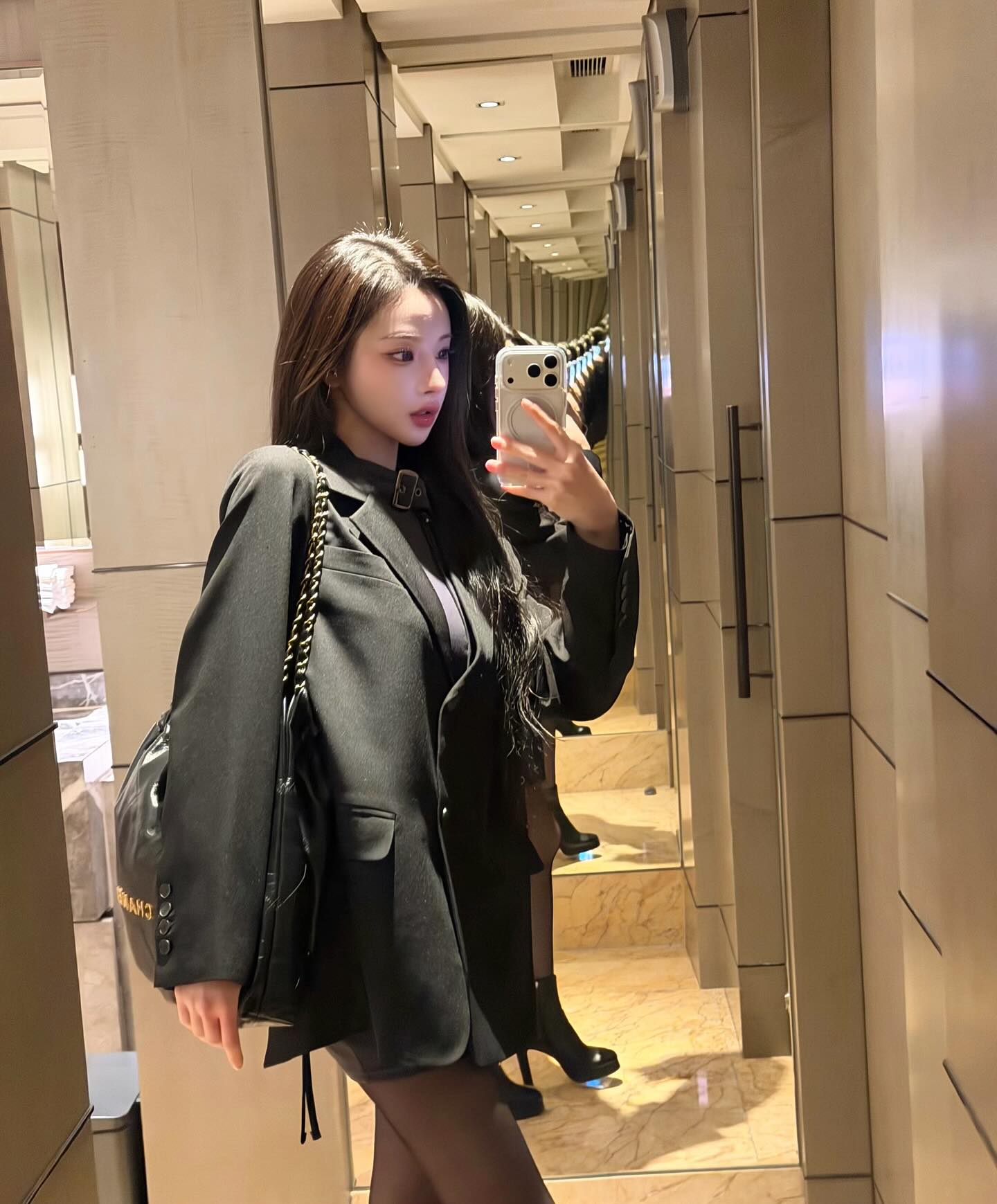 Một hot girl mạng lộ video mặt thật, netizen khuyên dừng ngay việc chỉnh sửa- Ảnh 15.