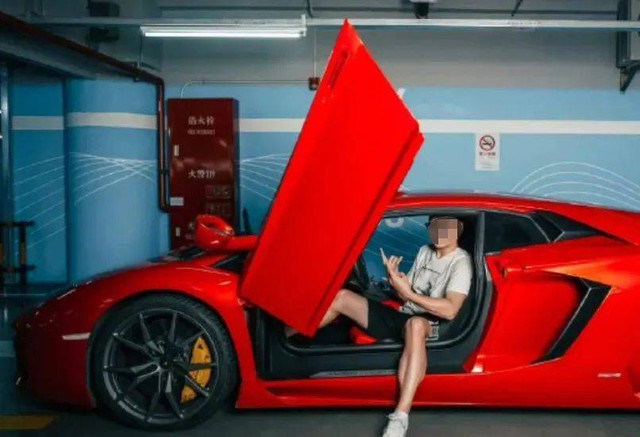 3f003ae77ab84ec382a8652317023013-1751078907289-1751078907804415159045 "Cựu giám đốc" bị tố bao nuôi hơn 200 cô gái: Nhiều bằng chứng gây sốc bất ngờ được tung ra, nghi vấn về chiêu trò thực sự đằng sau 3f003ae77ab84ec382a8652317023013 1751078907289 1751078907804415159045