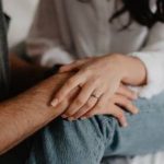 Chồng bắt tại trận vợ ngoại tình trong nhà nghỉ, câu nói của người vợ khiến anh sững sờ 4 1 1736997075 63 width740height495 auto cropjpg