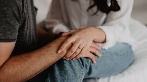 Chồng bắt tại trận vợ ngoại tình trong nhà nghỉ, câu nói của người vợ khiến anh sững sờ 4 1 1736997075 63 width740height495 auto cropjpg