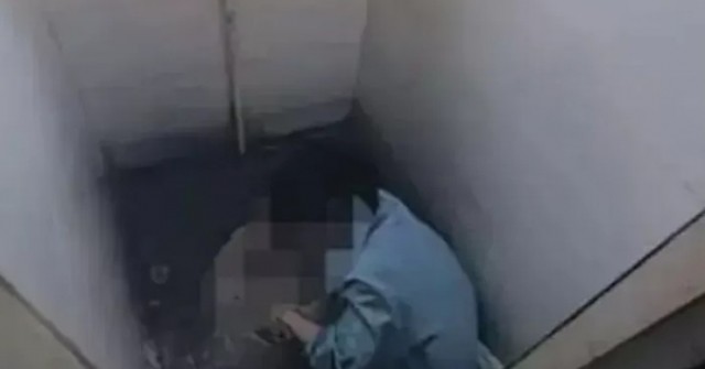 Công ty lắp camera quay lén nhân viên trong nhà vệ sinh 4 1737611589 464 width740height495 auto cropjpg 1