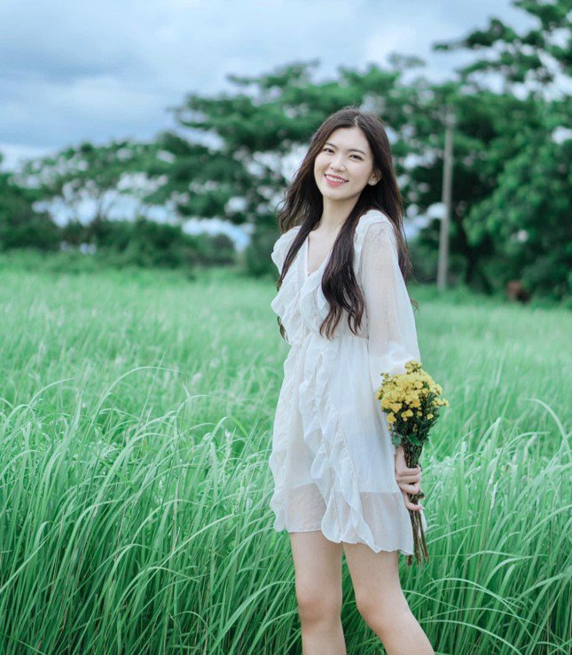 Hình ảnh đời thường của Sili Mee. Người đẹp qua đời khi mới 28 tuổi và chưa có gia đình.