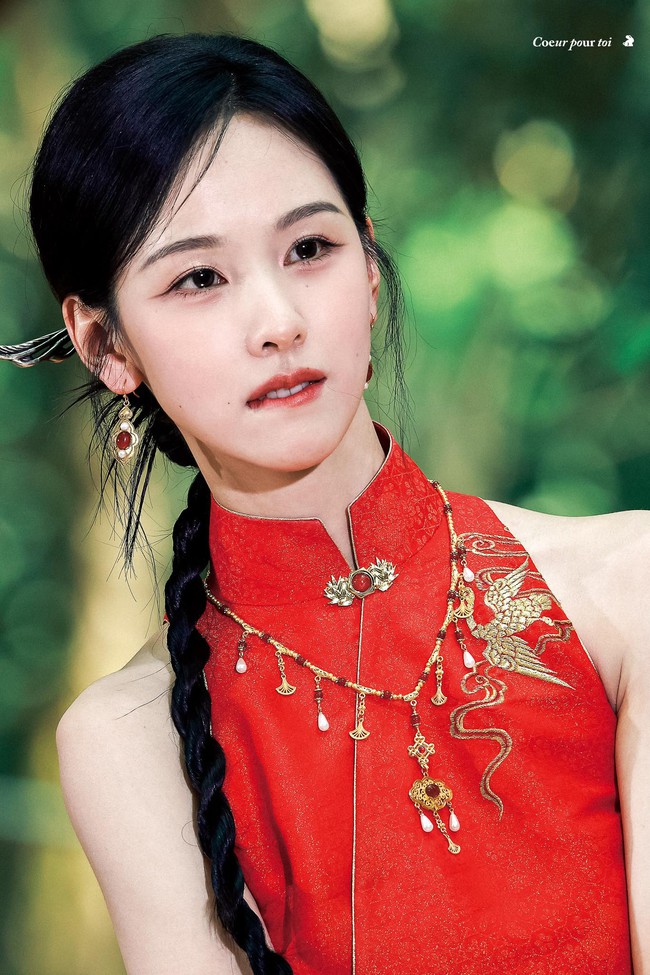 Mỹ nhân Trung Quốc tuyên truyền phim mới mà đẹp chấn động: Quốc sắc thiên hương, bạch nguyệt quang trong truyền thuyết- Ảnh 1.