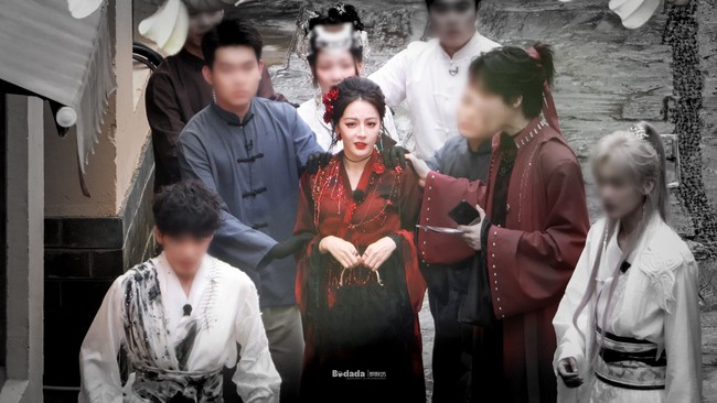 Mỹ nhân cổ điển đẹp nhất Trung Quốc hiện tại: Visual quốc sắc thiên hương, style Đông Tây kết hợp đỉnh tuyệt đối- Ảnh 4.