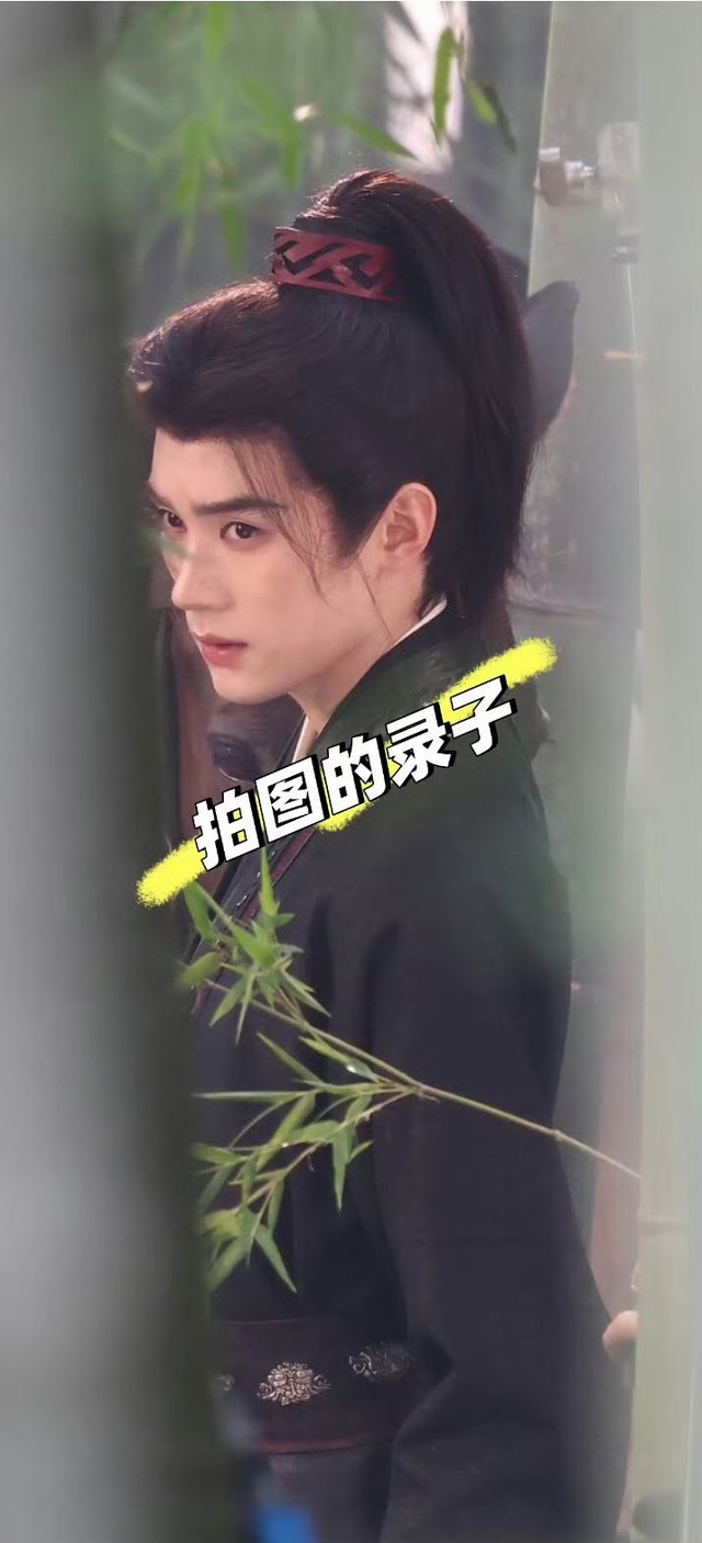 Thống soái đẹp nhất Trung Quốc hiện tại: Visual tuyệt mỹ khiến hội chị em rạo rực, vướng 7749 drama fan vẫn mê bất chấp- Ảnh 6.