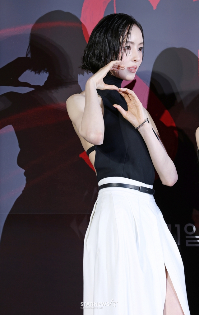 "Chiến thần visual" đi họp báo phim mới mà ngỡ tổng tài giá đáo: Lên đồ sang xịn mịn đúng chuẩn thần thái minh tinh 4 1751886521054138923880