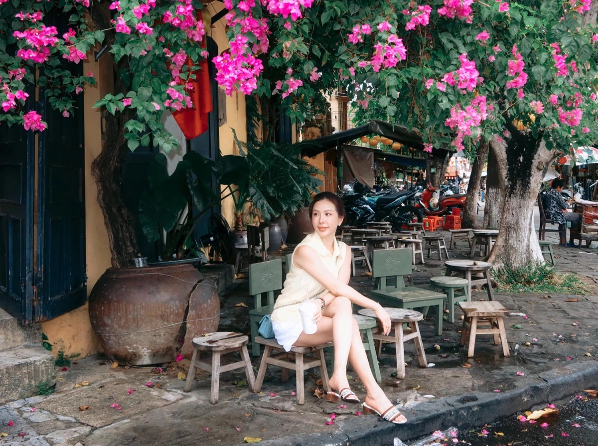 Nhan sắc mẹ đơn thân là nữ đại gia showbiz Việt, một mình nuôi 3 con, U50 giàu có, không lấy chồng- Ảnh 13.