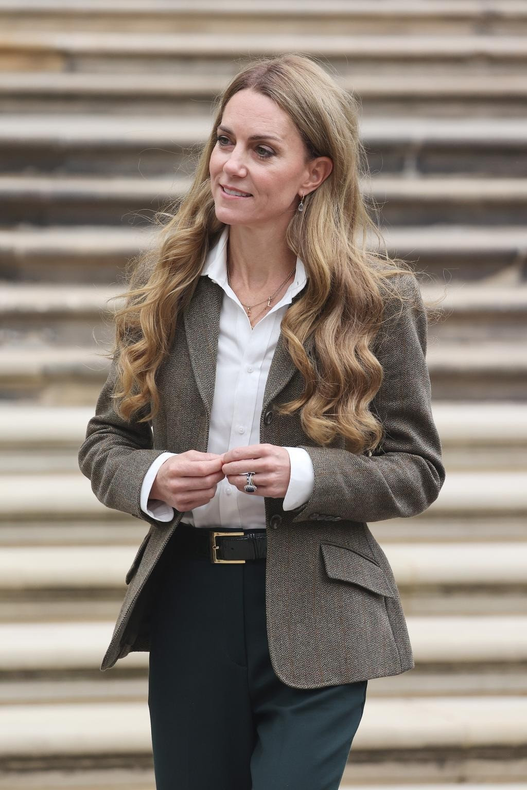 Diện mạo mới gây tranh cãi của Công nương Kate- Ảnh 6. Diện mạo mới gây tranh cãi của Công nương Kate- Ảnh 6.