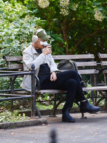 Nam diễn viên đình đám hết thời, ngoại hình thế này đố ai nhận ra?- Ảnh 7.