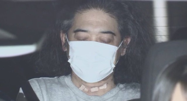 Con trai giấu thi thể của cha già trong tủ quần áo suốt 2 năm vì lý do gây rúng động- Ảnh 2. Con trai giấu thi thể của cha già trong tủ quần áo suốt 2 năm vì lý do gây rúng động- Ảnh 2.