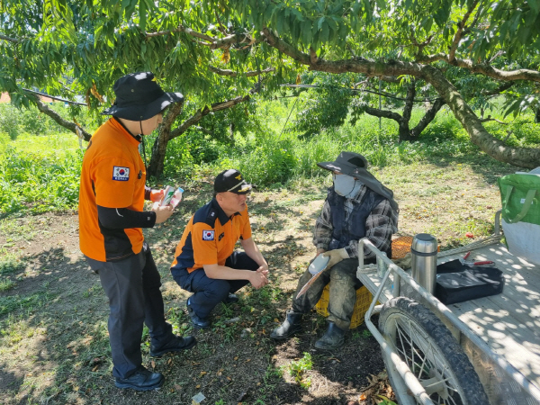 Bên trong khu ổ chuột tựa “lò thiêu” giữa lòng Seoul:
