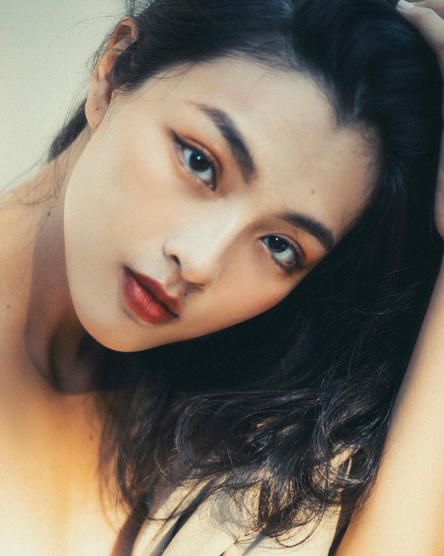 Phát hiện một mỹ nhân Việt diễn xuất cực hay mà vẫn chưa nổi lắm: Giọng nói mê hoặc, nhan sắc tuyệt đối điện ảnh- Ảnh 2.