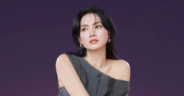 Mỹ nhân Việt đẹp tới độ xuất hiện 10s cũng thành huyền thoại chấn động, sắc vóc đỉnh cao 21 năm không già đi 4373916809833998764763927088679577852281024n 1741364775927 17413647760171809239473 194 0 909 1366 crop 17413648417381703658716jpg