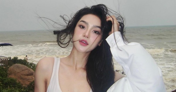 Mỹ nhân phim Việt giờ vàng viral khắp cõi mạng vì quá xinh, body ngoài đời đỉnh đến "nghẹt thở" 440857955 2677039432465454 8322234534694687046 n 3393 1737987936942 1737987937029326278566 394 0 1069 1290 crop 17379880305832066290163jpg