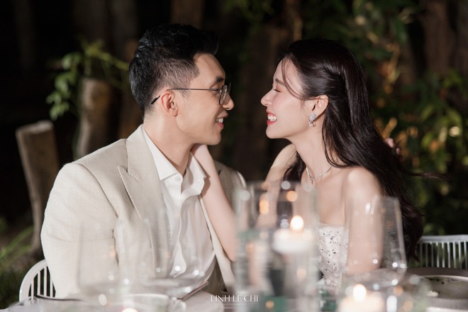 Đám cưới kín bưng của phú bà - tổng tài Vbiz: Khách mời tham dự phải ra