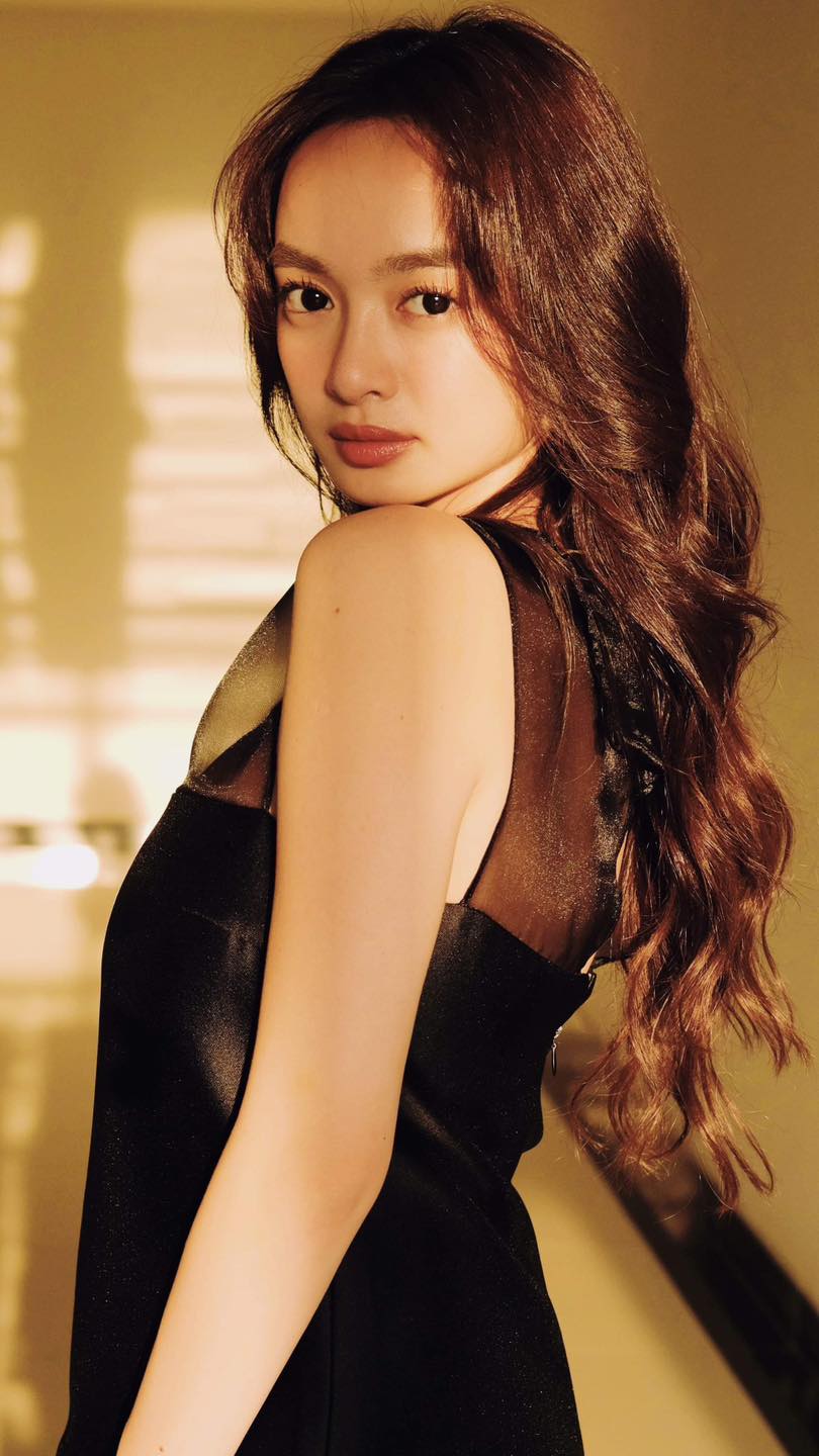 Bức ảnh trong quá khứ không ai nhận ra của ngọc nữ màn ảnh Vbiz- Ảnh 2. Bức ảnh trong quá khứ không ai nhận ra của ngọc nữ màn ảnh Vbiz- Ảnh 2.