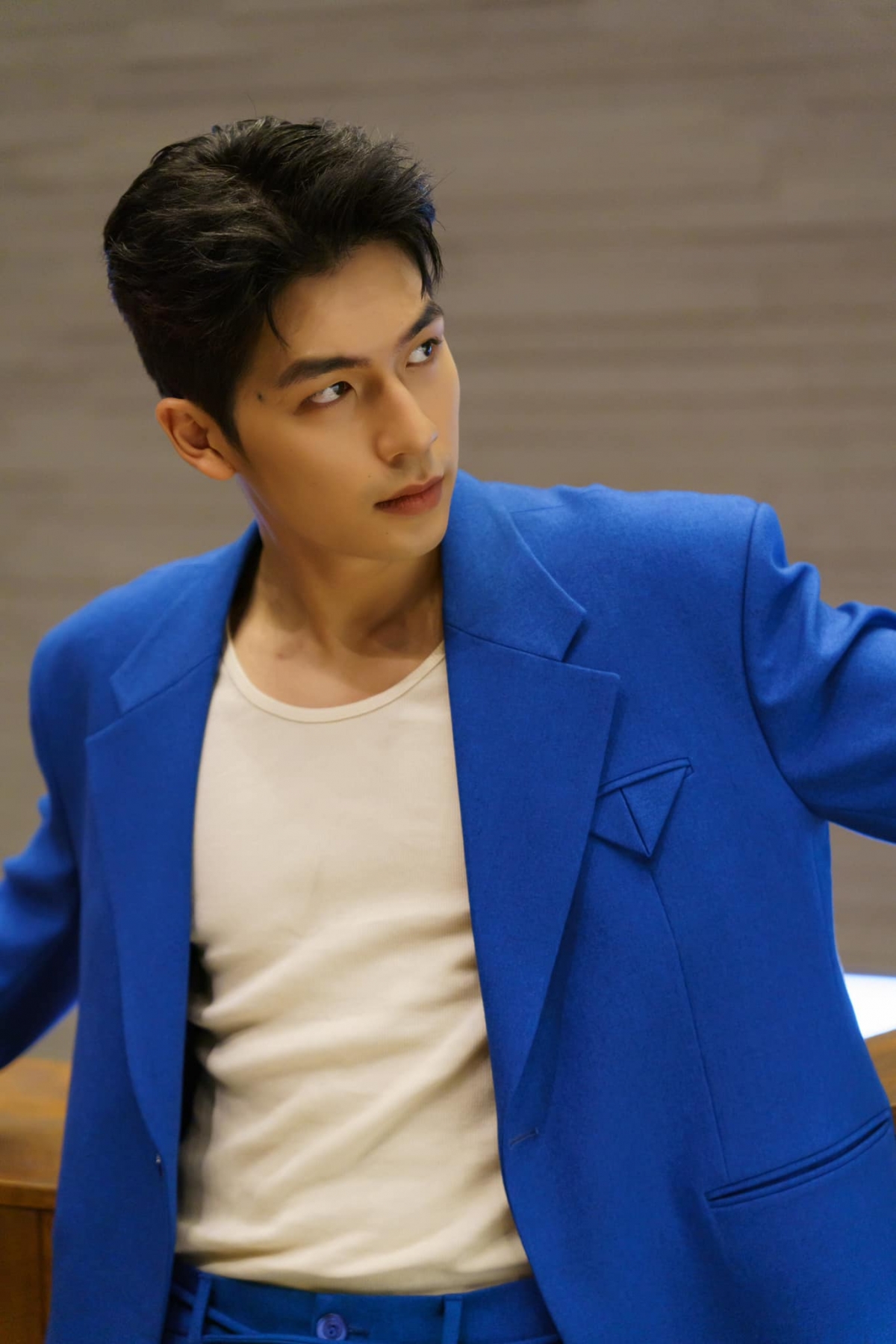 Vẻ ngoài điển trai của nam chính đóng phim trăm tỷ của Trấn Thành- Ảnh 15. Vẻ ngoài điển trai của nam chính đóng phim trăm tỷ của Trấn Thành- Ảnh 15.