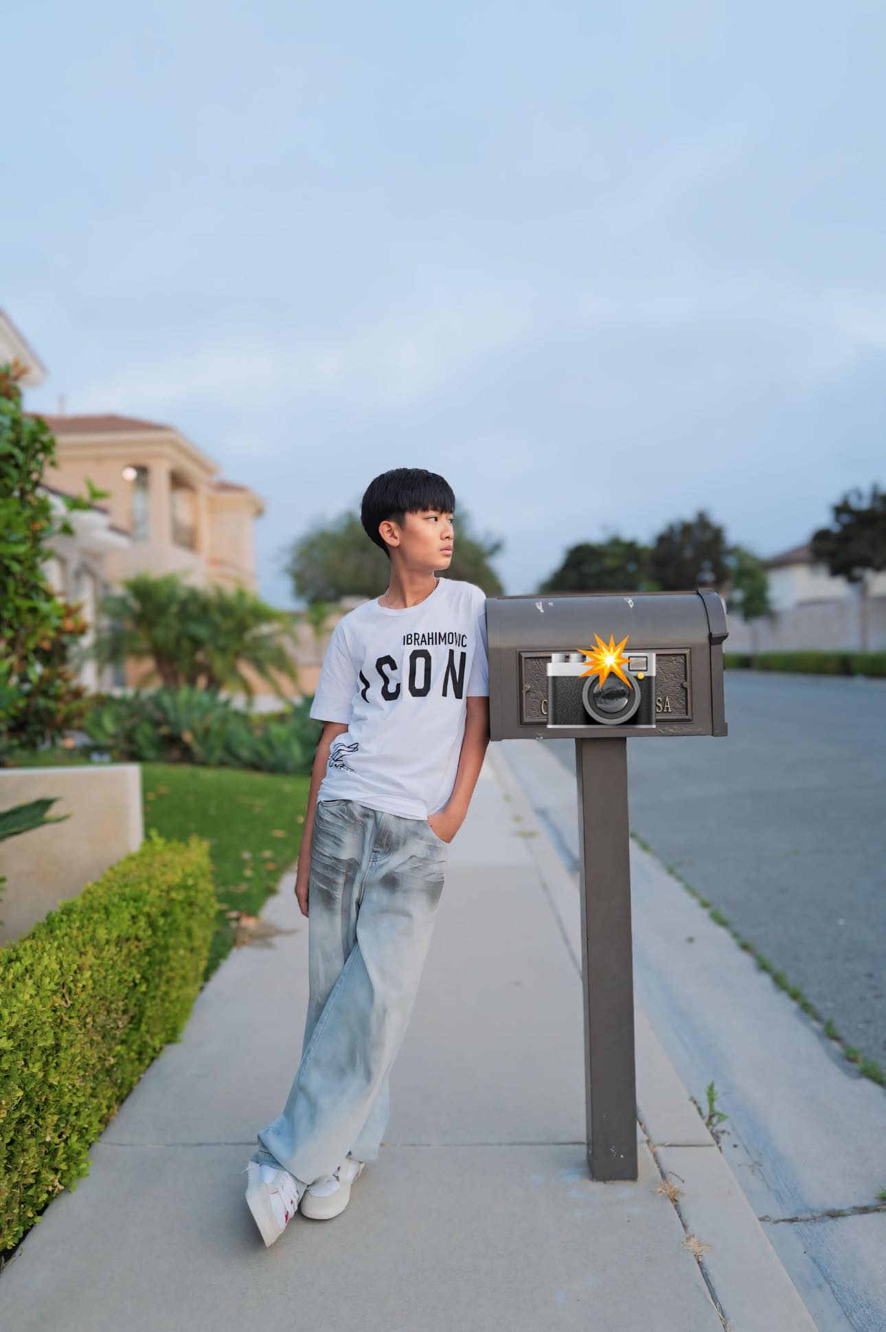 "Cậu ấm" nhà sao Việt 14 tuổi đã sở hữu biệt thự 200 tỷ và BST đồ hiệu đắt đỏ, visual trổ mã "lột xác" gây sốt 45234292239288822006773402115771601411477912n 1740844966088 17408449662591959073756