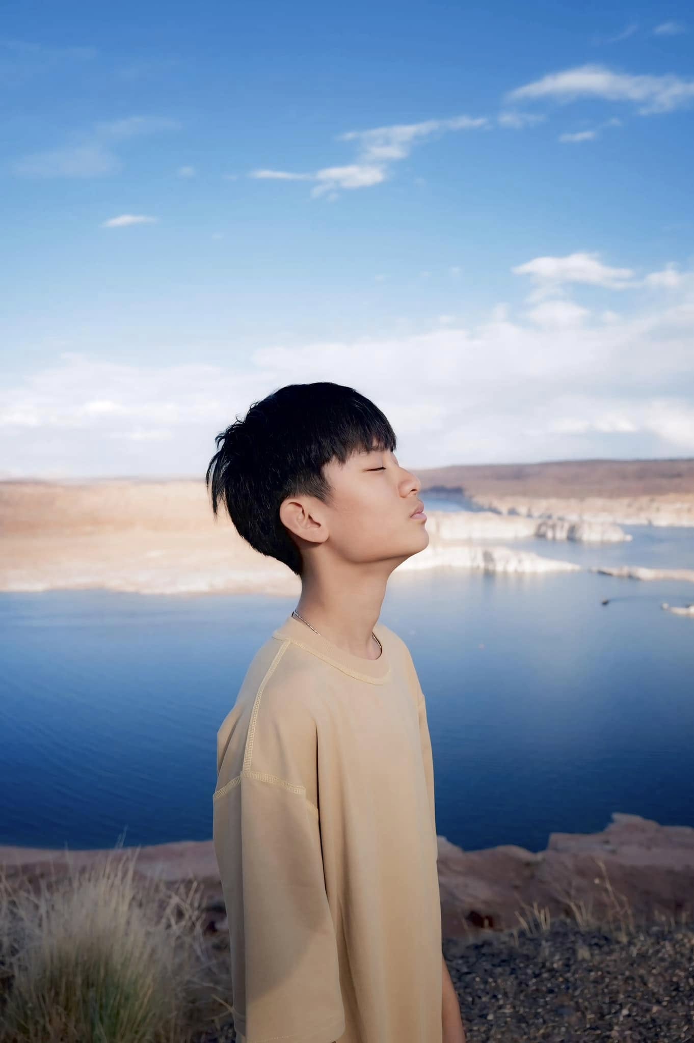 "Cậu ấm" nhà sao Việt 14 tuổi đã sở hữu biệt thự 200 tỷ và BST đồ hiệu đắt đỏ, visual trổ mã "lột xác" gây sốt 45331455839356065933382347228722456890518854n 1740844965404 1740844965567369710155