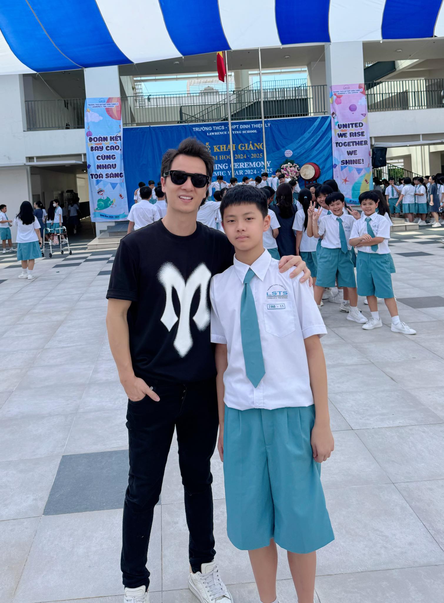 Cậu ấm của Vbiz: Bố mẹ sở hữu chuỗi BĐS khủng từ Việt Nam tới nước ngoài, có thành tích học tập đáng nể- Ảnh 4. Cậu ấm của Vbiz: Bố mẹ sở hữu chuỗi BĐS khủng từ Việt Nam tới nước ngoài, có thành tích học tập đáng nể- Ảnh 4.