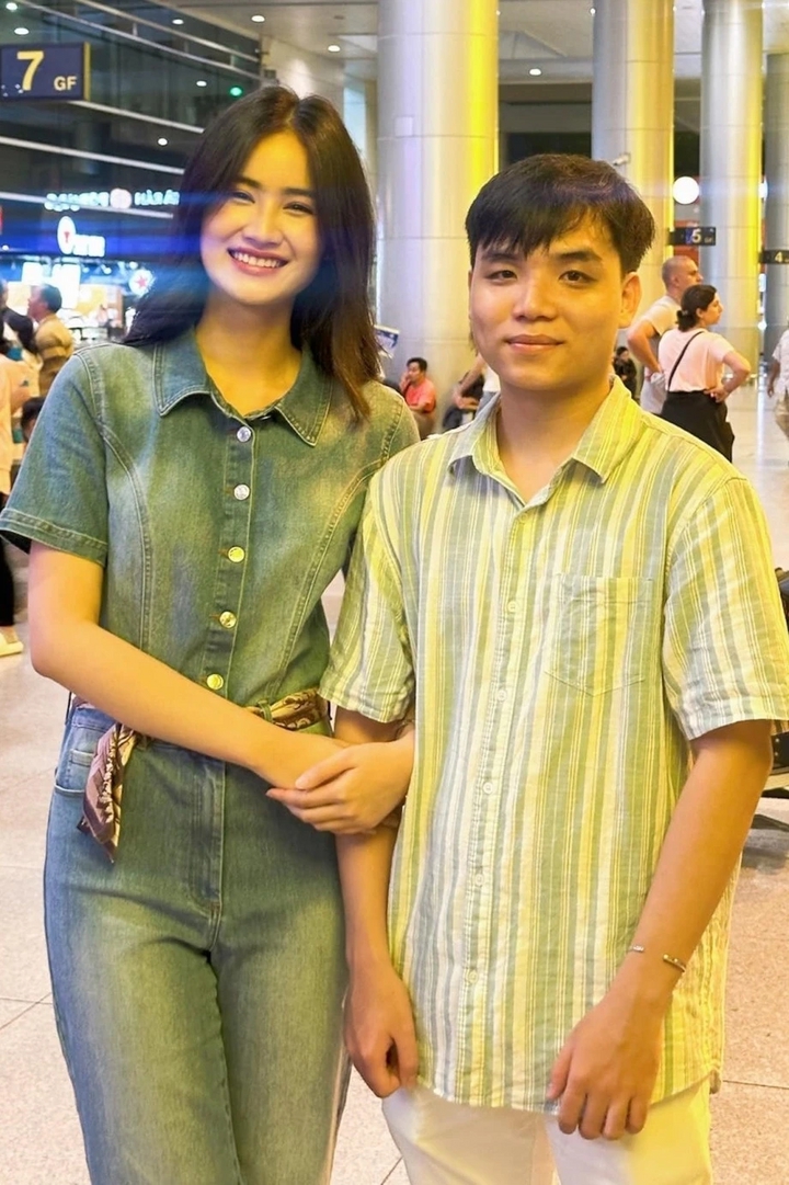 Bạn trai Ý Nhi tiếp tục vắng mặt trong ngày nàng Hậu tạm rời showbiz- Ảnh 7.