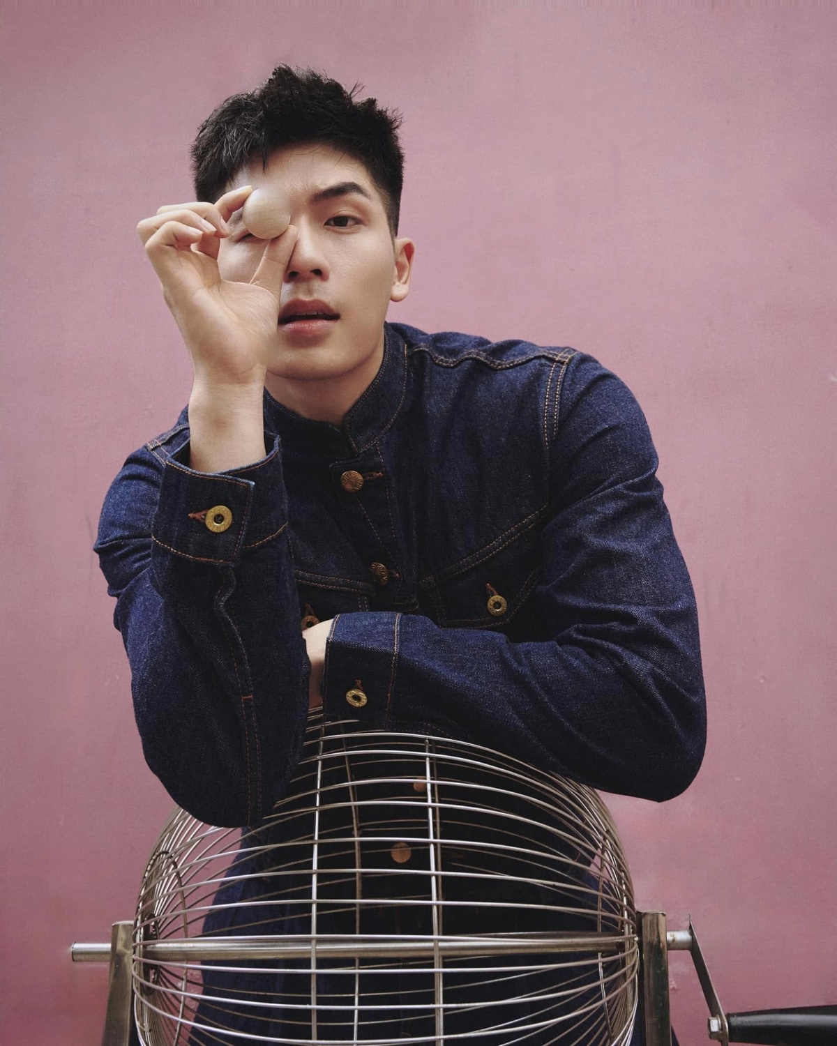 Vẻ ngoài điển trai của nam chính đóng phim trăm tỷ của Trấn Thành- Ảnh 14. Vẻ ngoài điển trai của nam chính đóng phim trăm tỷ của Trấn Thành- Ảnh 14.