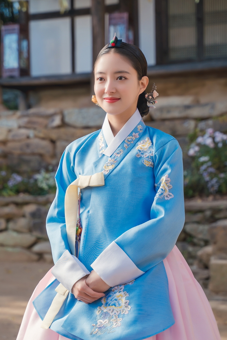 5 bộ phim cổ trang Hàn Quốc có tạo hình đẹp mãn nhãn nhưng kịch bản còn cuốn hơn, xem đi xem lại không thấy chán- Ảnh 26. 5 bộ phim cổ trang Hàn Quốc có tạo hình đẹp mãn nhãn nhưng kịch bản còn cuốn hơn, xem đi xem lại không thấy chán- Ảnh 26.