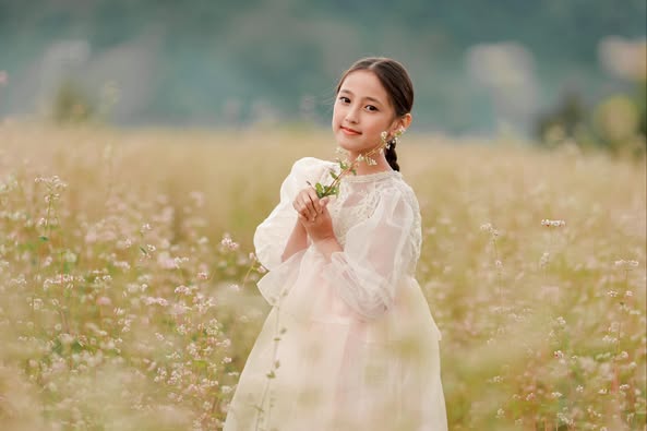 Tiểu thư nổi tiếng của Vbiz: Được ví như Hoa hậu nhí, gia đình thuộc dòng dõi quý tộc- Ảnh 15.