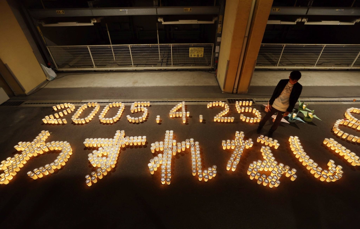 Con tàu trật bánh, lao vào toà chung cư: 107 người chết, 562 người bị thương chỉ vì một sai lầm và ám ảnh đáng buồn- Ảnh 3.