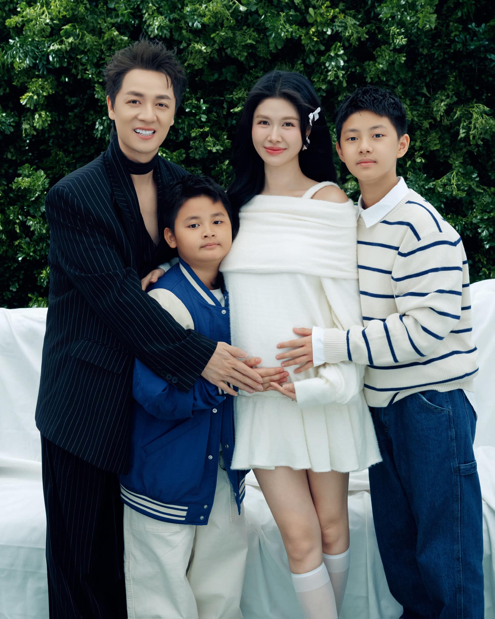 Cậu ấm của Vbiz: Bố mẹ sở hữu chuỗi BĐS khủng từ Việt Nam tới nước ngoài, có thành tích học tập đáng nể- Ảnh 1. Cậu ấm của Vbiz: Bố mẹ sở hữu chuỗi BĐS khủng từ Việt Nam tới nước ngoài, có thành tích học tập đáng nể- Ảnh 1.